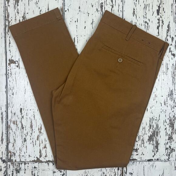 J. Crew Other - J. Crew The Driggs Chino pant men’s 34x32
Flat front brown Excellent Condition !